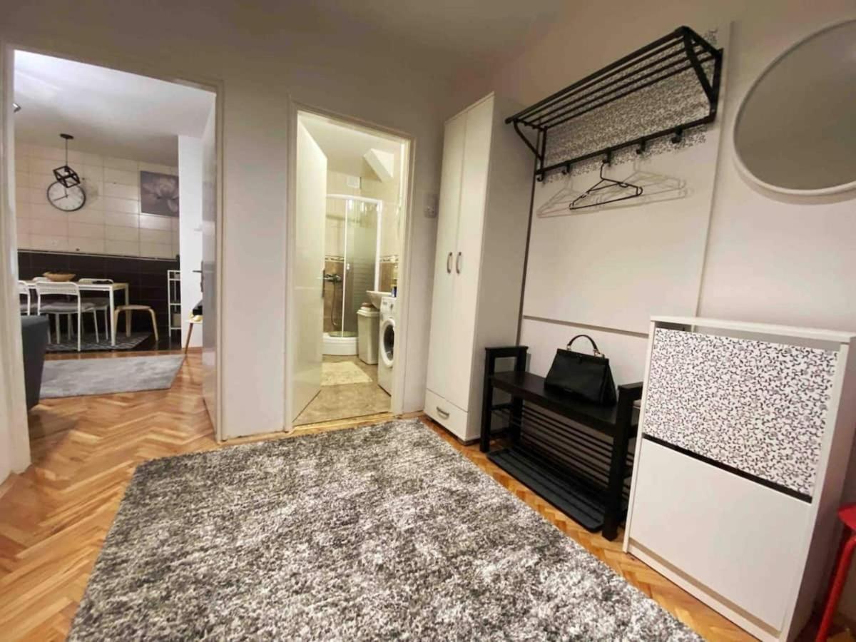 Apartment Gabrijela 콜라신 외부 사진